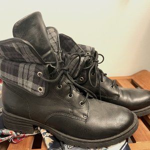 B.O.C. Black leather lace-up boots with plaid lining.